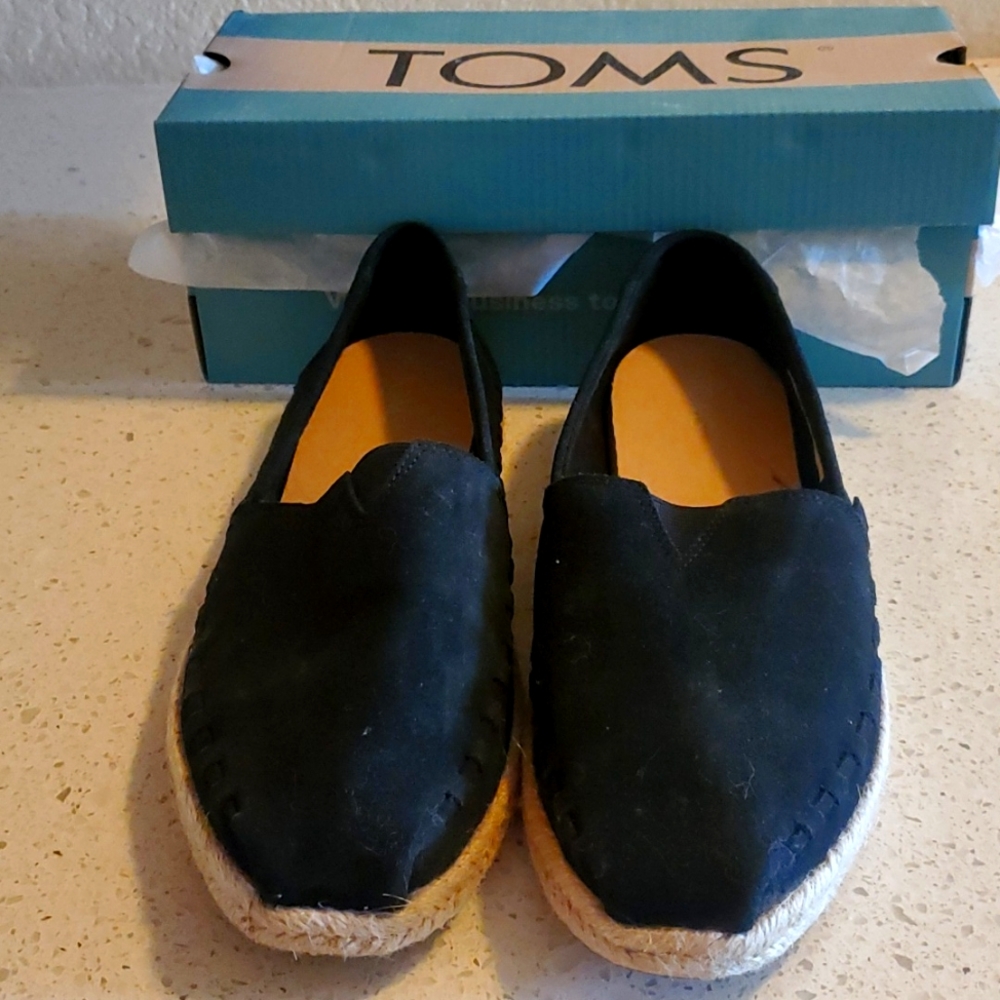 TOMS - NWB- Alpargata Rope Black Suede  - size 9